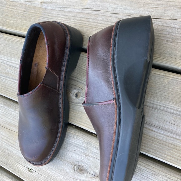 NAOT shoes. Women’s size 38 - Picture 8 of 10